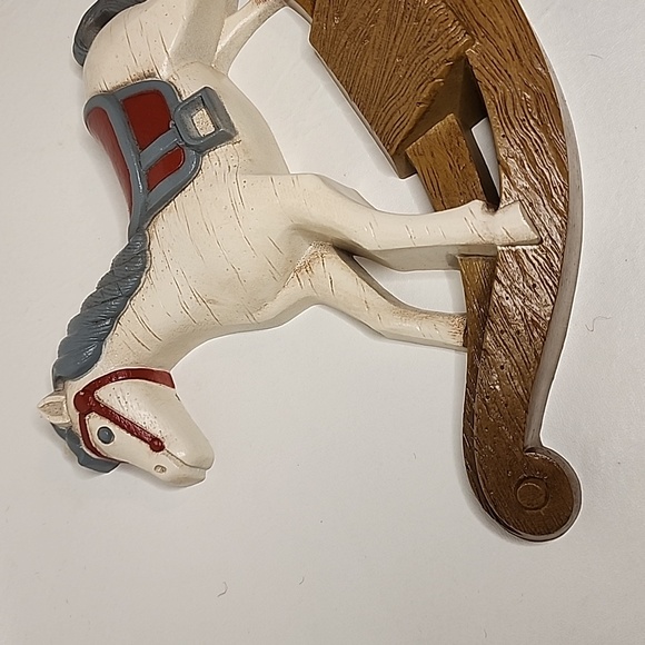 Vintage Burwood Rocking Horse Wall Decor USA 1980s 10" x 13" Nursery Plaque - Picture 6 of 10